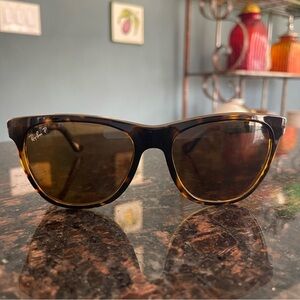 Ray-Ban Brown Sunglasses